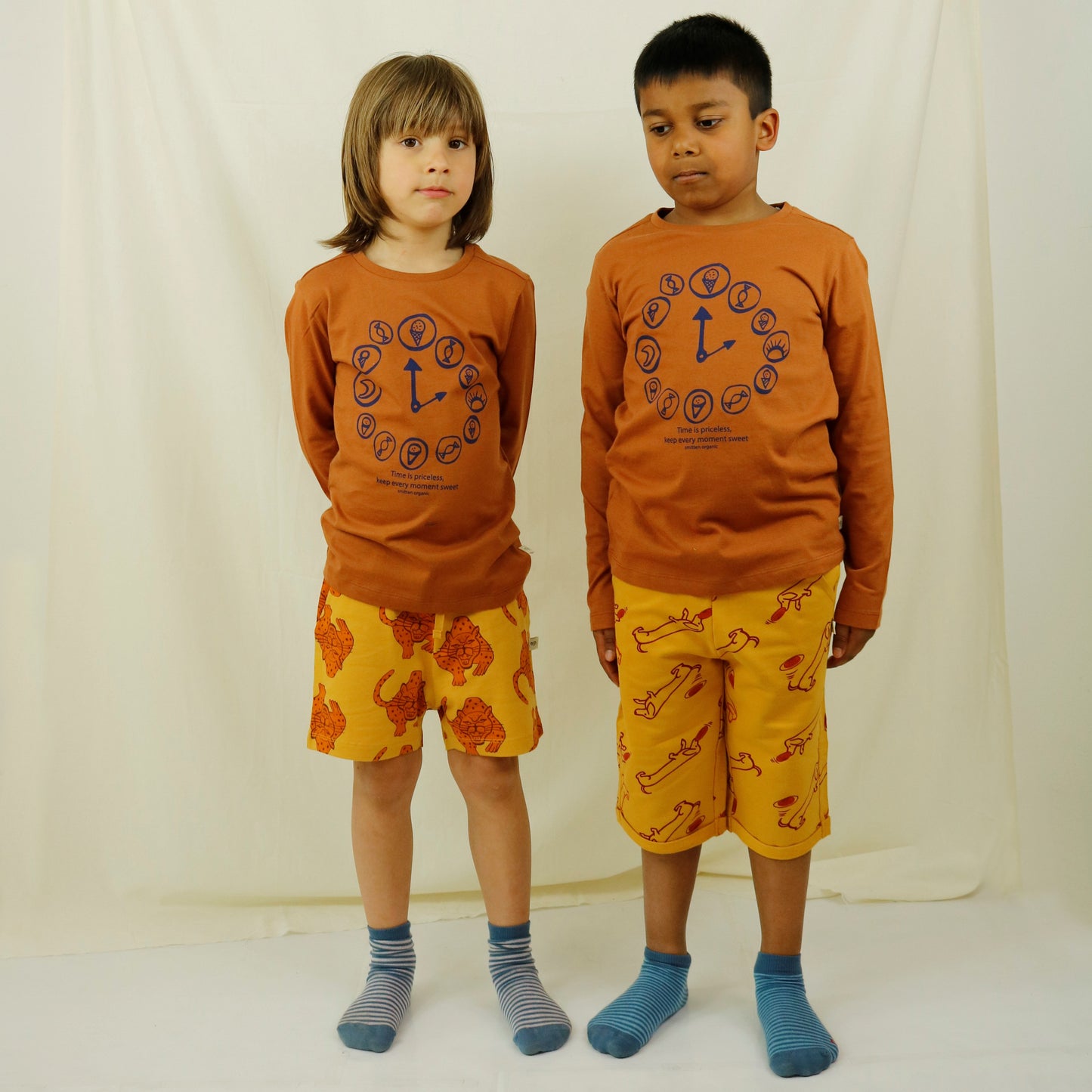 Magische Unisex-Shorts mit Leoparden-Allover-Print