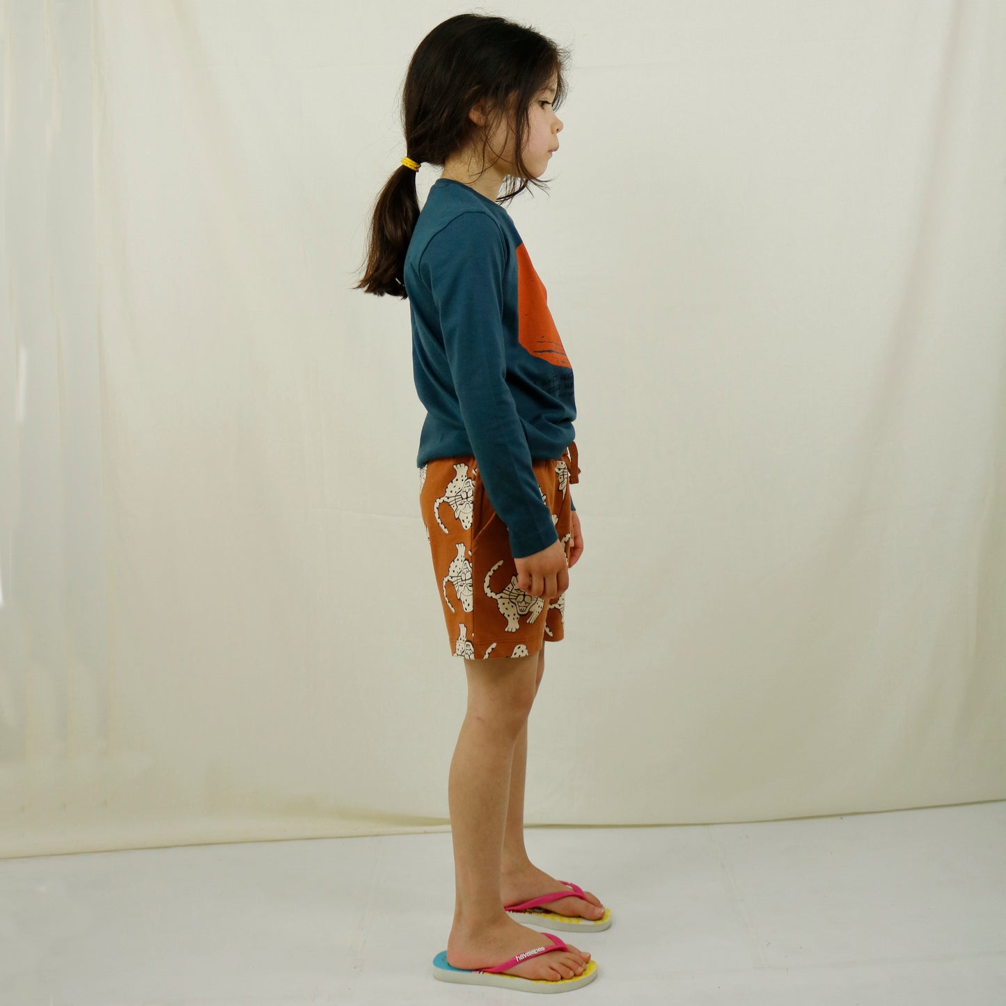 Magische Unisex-Shorts mit Leoparden-Allover-Print