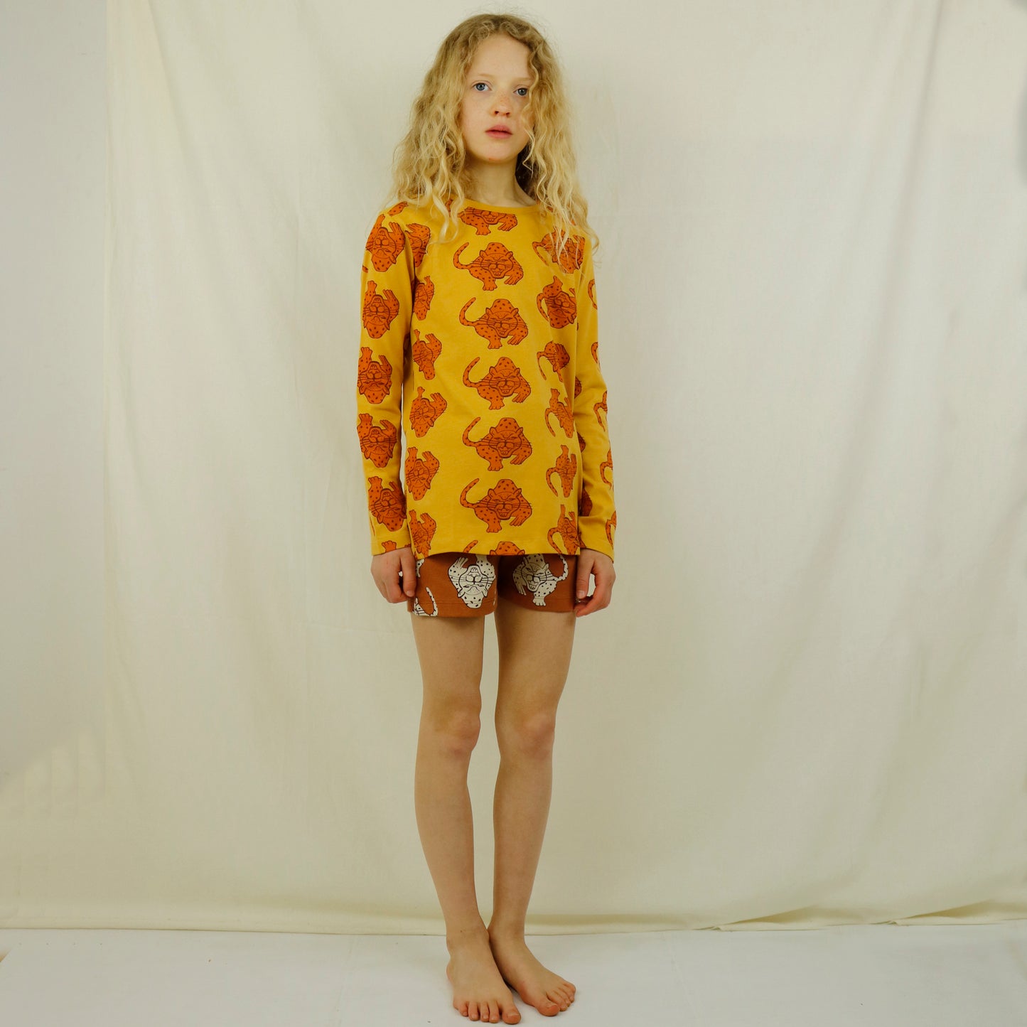 Magische Unisex-Shorts mit Leoparden-Allover-Print