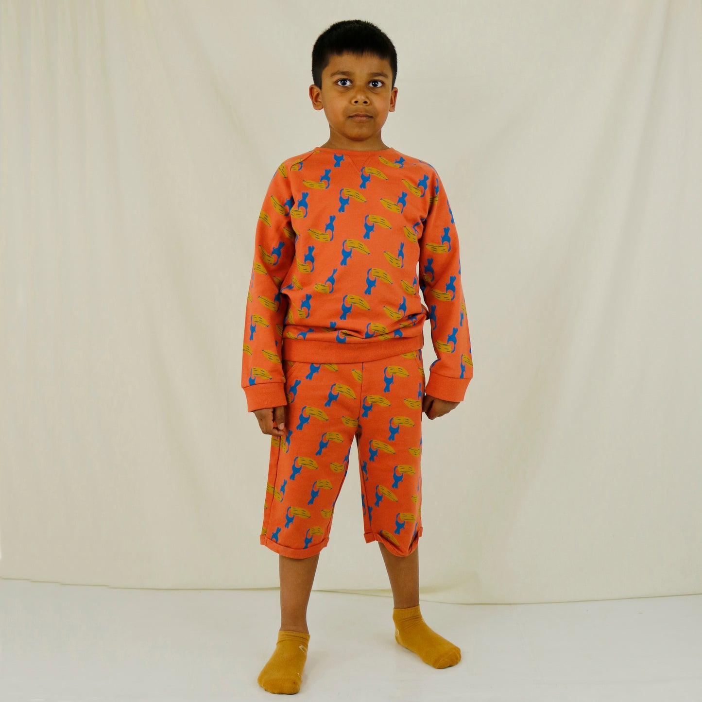 Toucan Banana All Over Print Unisex-Bermuda