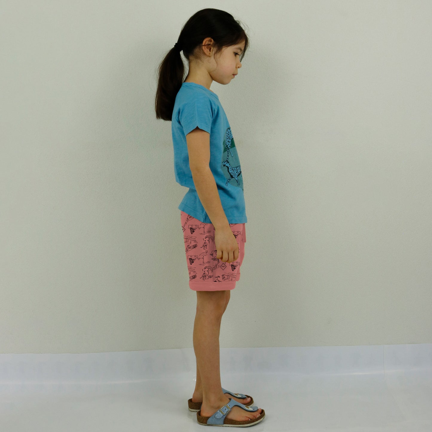 Leap of leopard lying at acacia tree short sleeve blue T-shirt
