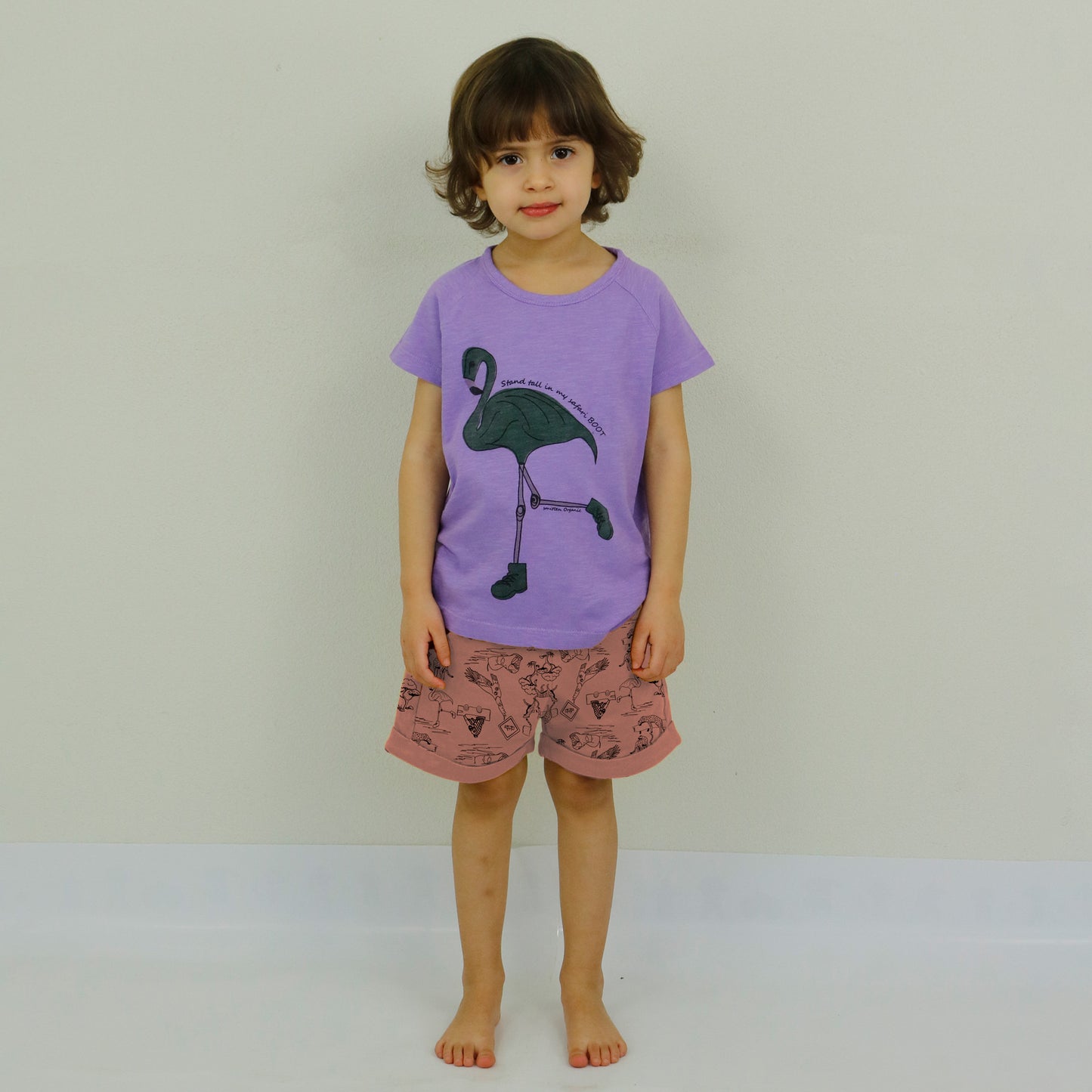 Safari flamingo guide short sleeve purple T-shirt